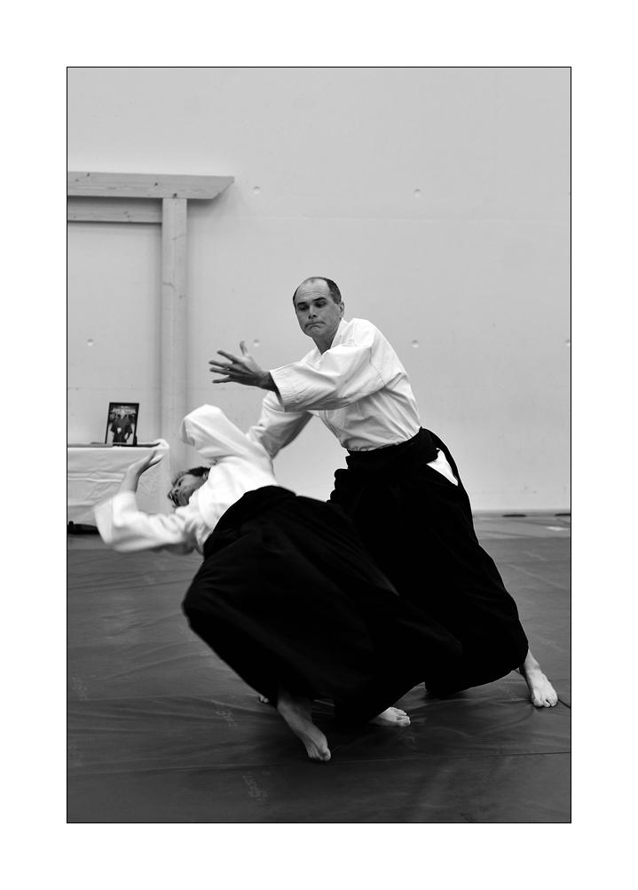 Morote Dori Kokyu Nage ou Sokumen Irimi Nage - Temps par temps