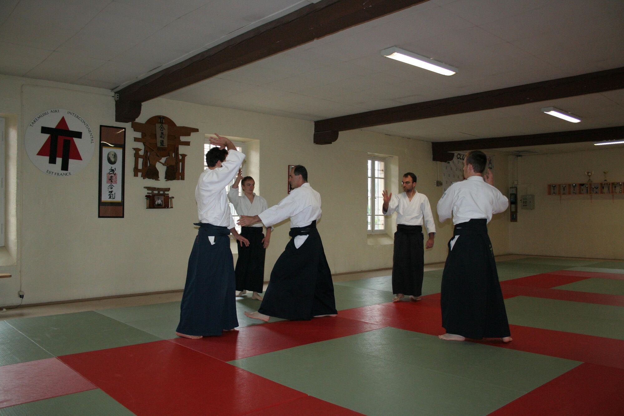 Uchi kaiten kokyu nage