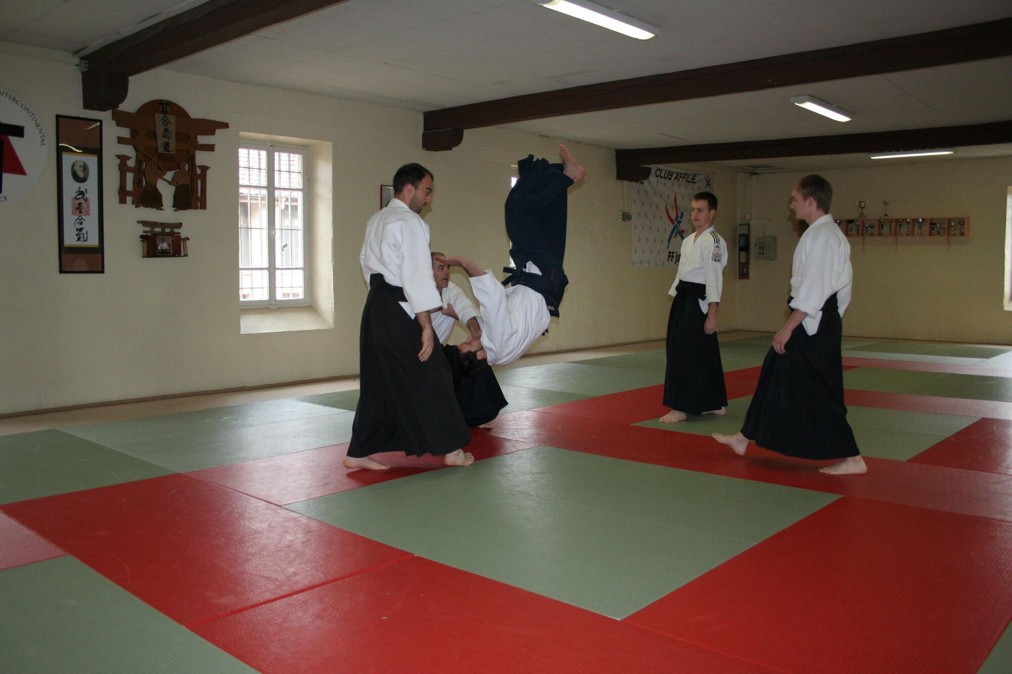 Muna dori kokyu nage