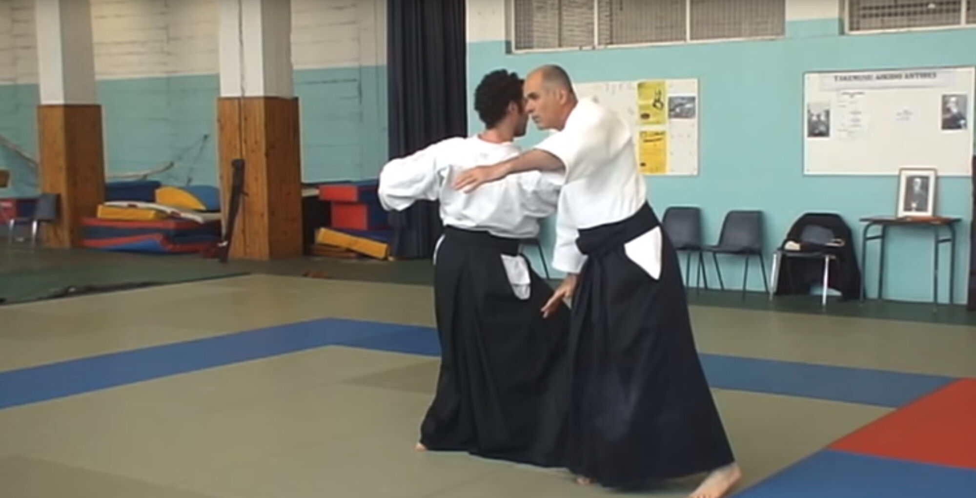 Ushiro eri dori kokyu nage - Quand tori est tiré vers l’arrière