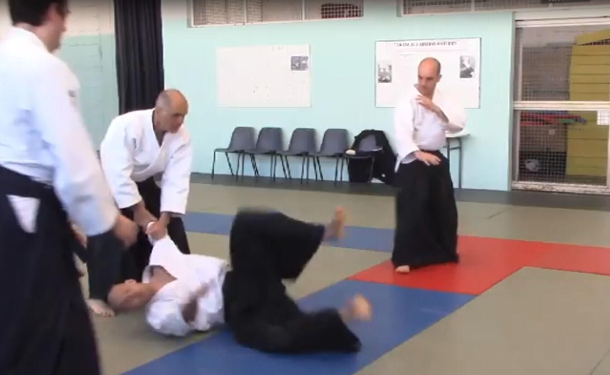 KATATE DORI KOKYU NAGE (atemi) – 4 directions