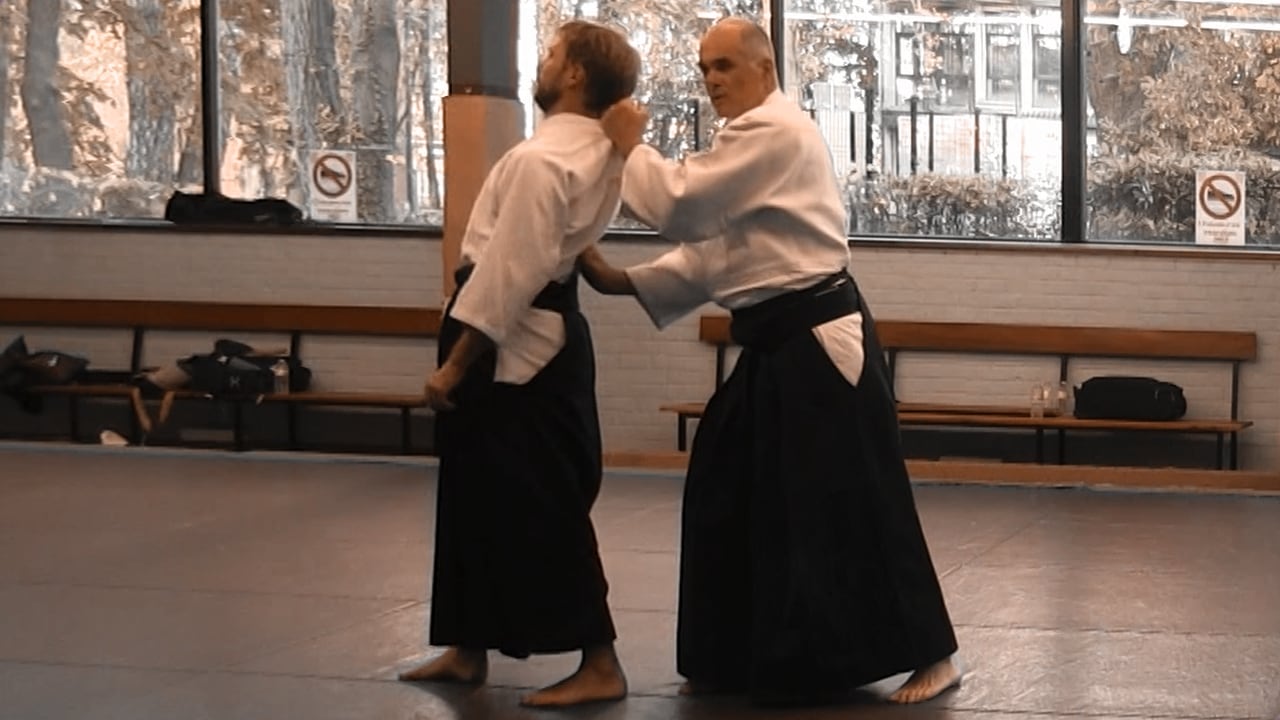 IRIMI NAGE - Saisir le col